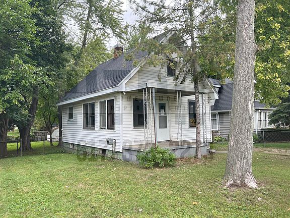 3rd image of 536 Hylewood Ave