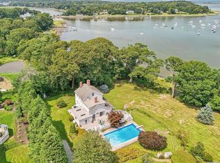 15 Chereb Ct, Setauket, NY 11733