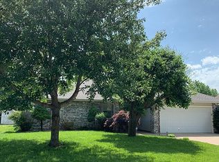 444 S Dexter Ave, Springfield, MO 65802