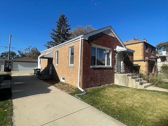 3rd image of 1816 N 73rd Ct