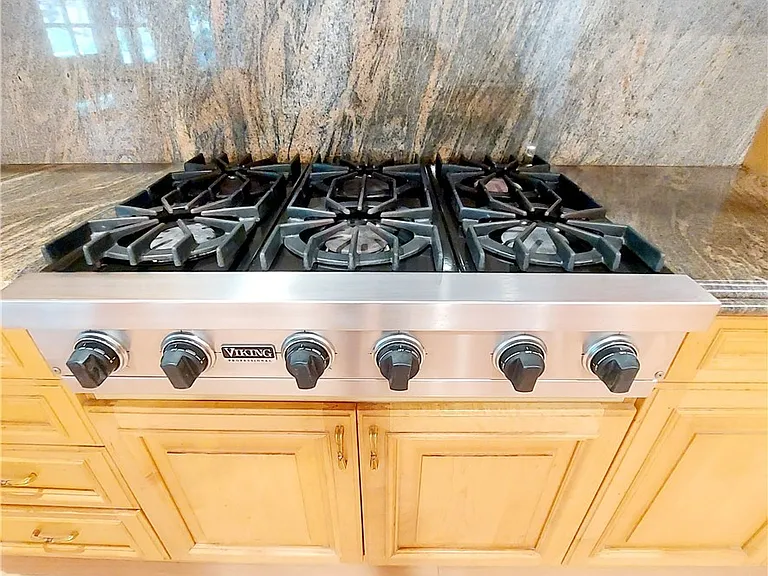 16545 Park Lane Cir — Photo 16