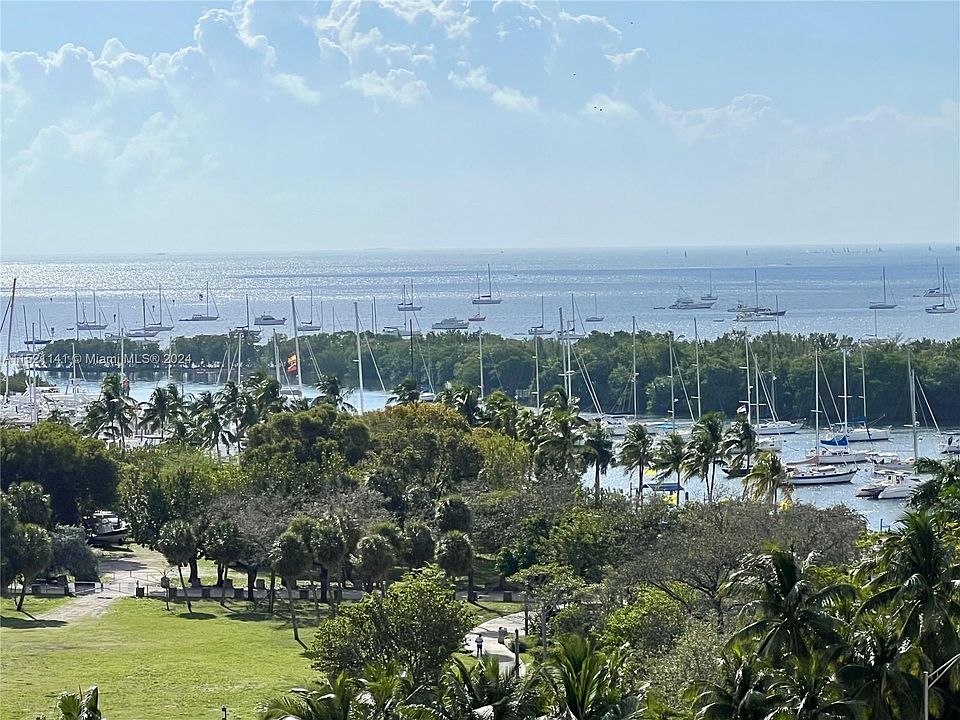 1st image of 2843 S Bayshore Dr APT 8E