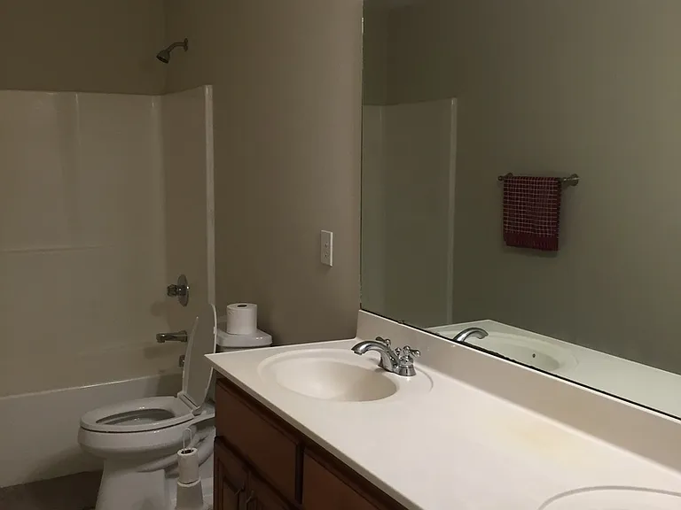 7 Royal Oak Dr NE — Photo 10