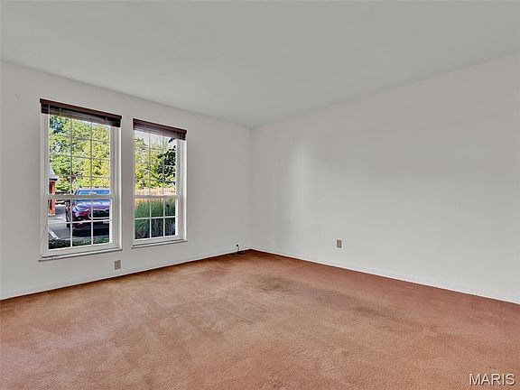 5th image of 515 N Kirkwood Rd Unit 4W