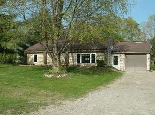 1310 N Silverleaf St, Gladwin, MI 48624