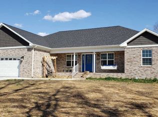 1130 Hill Haven Dr, Hopkinsville, KY 42240