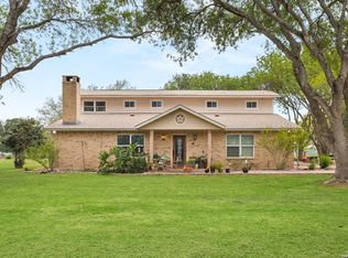350 Ullrich Rd, Marion, TX 78124