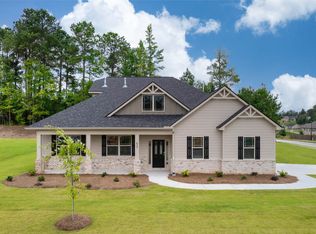 655 Twelve Oaks Dr, Senoia, GA 30276