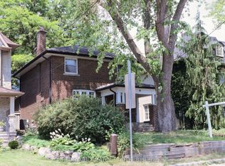 18 Cameron Ave, Toronto, ON M2N 1E1