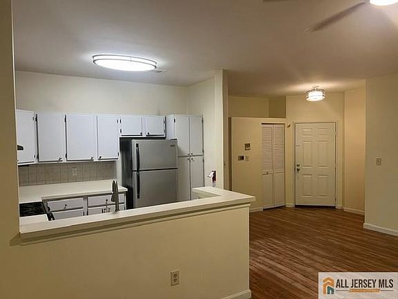 5th image of 4161 Bayberry Ct