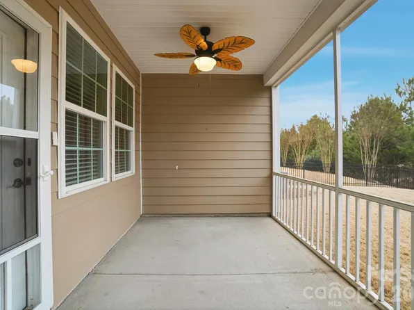 8028 Asher Chase Trl, Lancaster, SC 29720