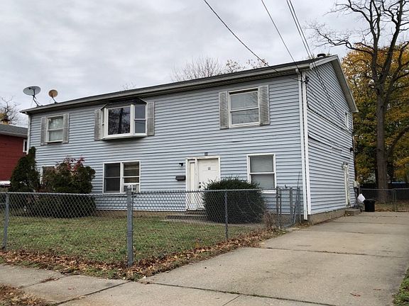 2nd image of 20 Hale Pl