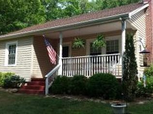 4143 Bradshaw Rd, Salem, VA 24153