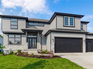 15447 W 166th Ter, Olathe, KS 66062