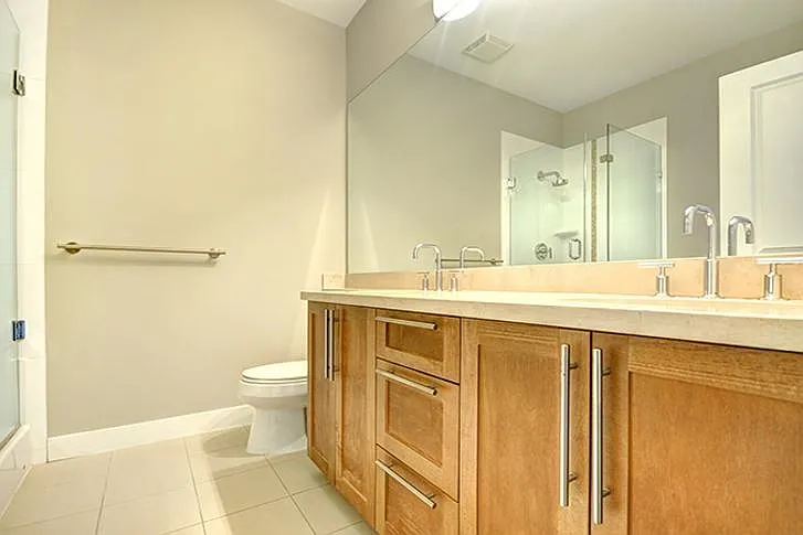 6558 Arbutus St — Photo 21