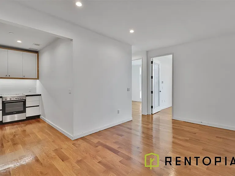 1875 Atlantic Ave #503N — Photo 4