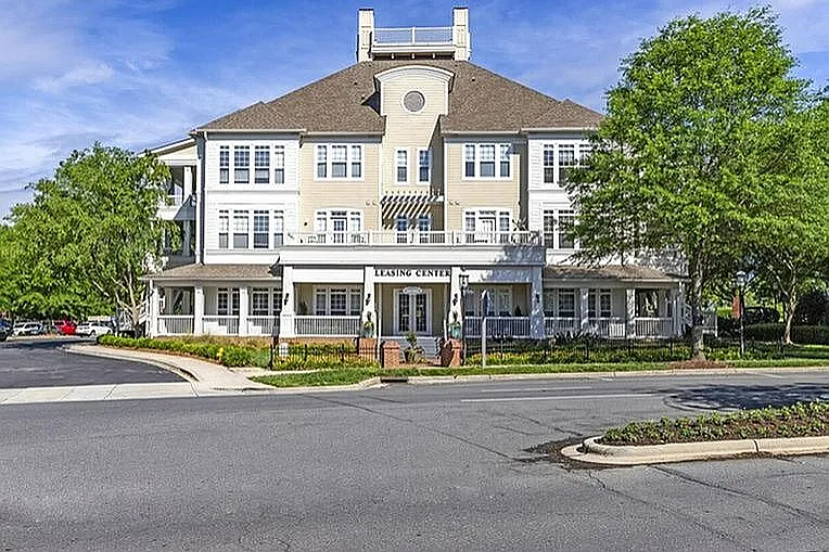 Haven at Birkdale Village Building