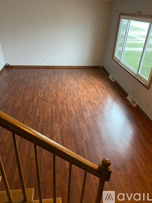 1st image of 317 E Elm St #1