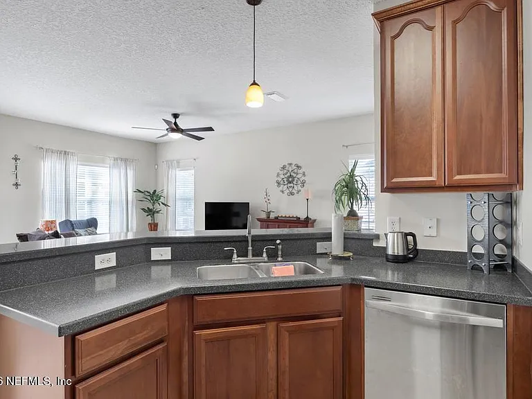 7157 Deerfoot Point Cir #102 — Photo 17