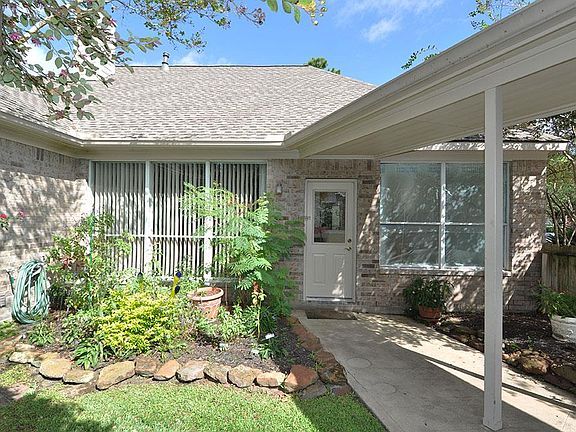 3rd image of 7010 Harvest Glen Dr