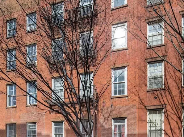 269 West 11th Street image 1 of 10