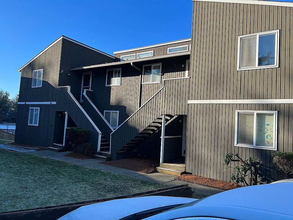 1st image of 2611 S 240th St