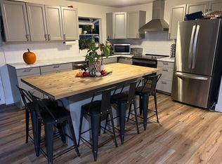 321 Alder St, Mount Shasta, CA 96067