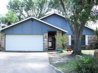 1302 Marlin Ct, Bay City, TX 77414