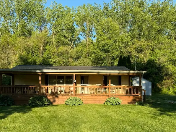 6976 Hill Rd, Hillsboro, OH 45133