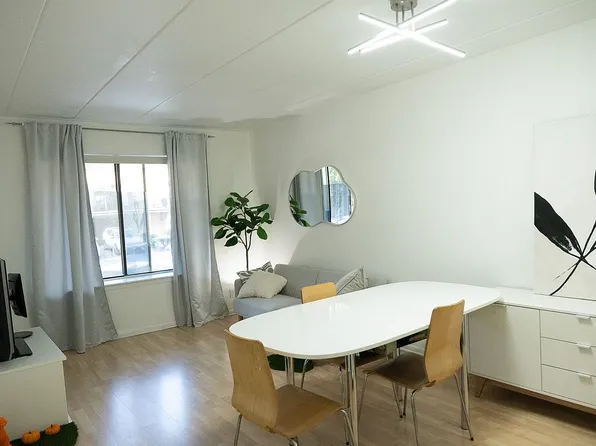 14350 Barclay Ave APT 1B, Queens, NY 11355