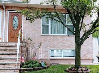 89 Mallow St, Staten Island, NY 10309