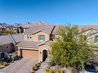 12250 Los Mares Ln, Las Vegas, NV 89138