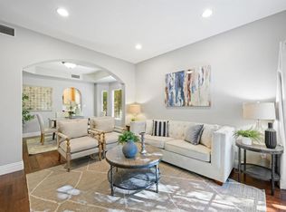 11808 Riverside Dr UNIT 14, Valley Village, CA 91607