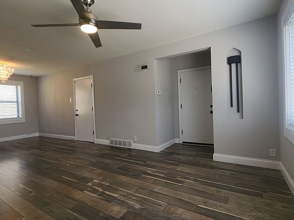 4th image of 5878 Nottingham Ave #2B-1Ba-1100Sqft