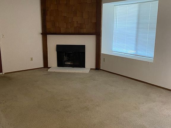 5th image of 2030 20th Ave #2040-11
