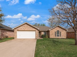 2010 Sword Fish Dr, Mansfield, TX 76063