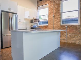 4046 N Hermitage Ave #301, Chicago, IL 60613