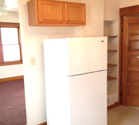 4th image of 33317 Vine St