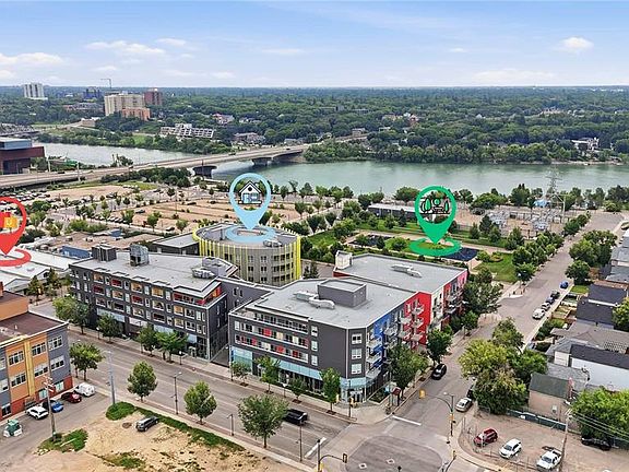 3rd image of UNIT 211-409 B AVENUE S