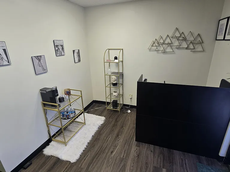 815 Office Park Rd #9 — Photo 8