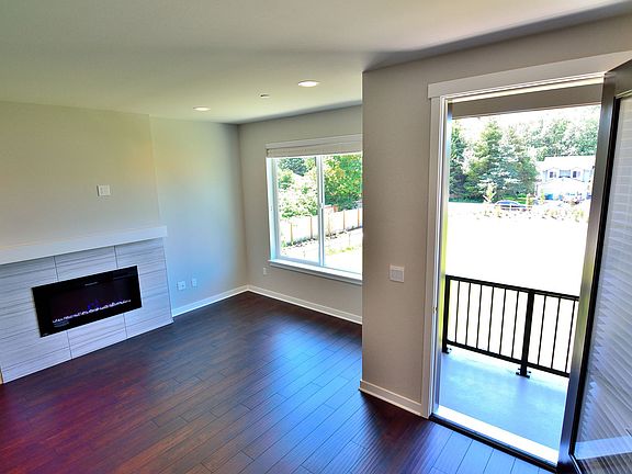 3rd image of 14913 48th Ave W APT P3