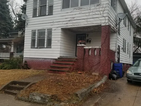 829 E 155th St, Cleveland, OH 44110