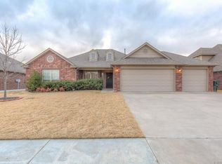 9228 N 144th Ave E, Owasso, OK 74055