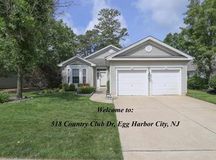 518 Country Club Dr, Egg Harbor, NJ 08215