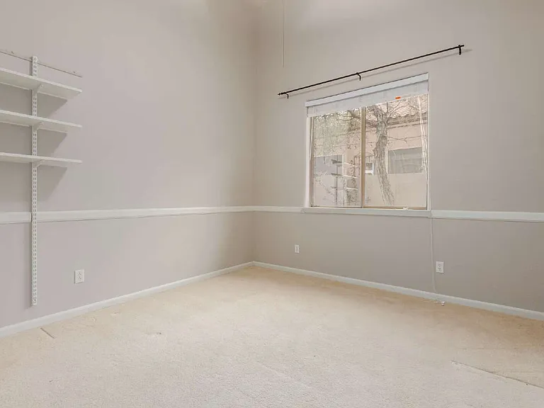12591 E Paradise Dr — Photo 13