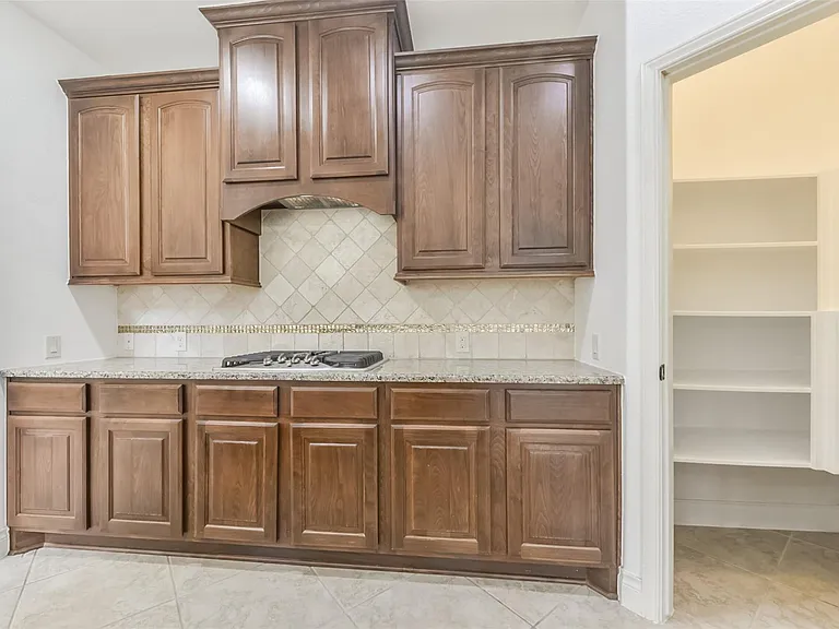 10014 Eldarica Way — Photo 18