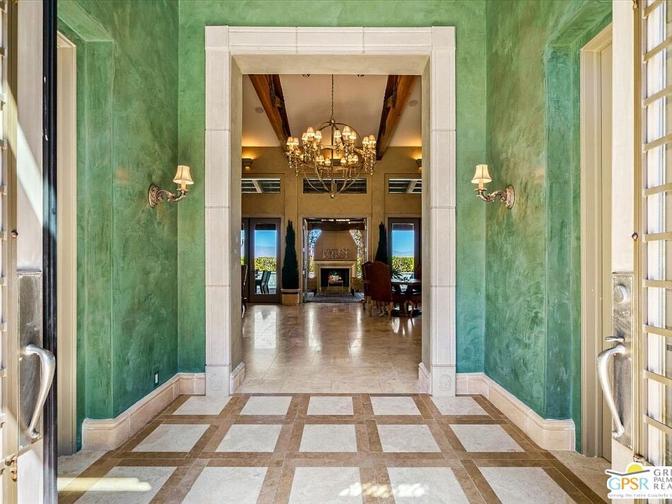 1st image of 2 Nebulae Way