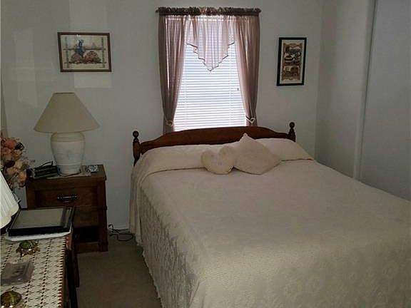 5th image of 8065 S Carob Dr