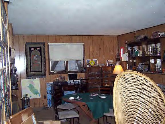 5th image of 1023 N Missouri St