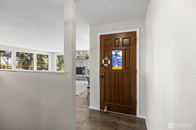2nd image of 4012 Pueblo Heights